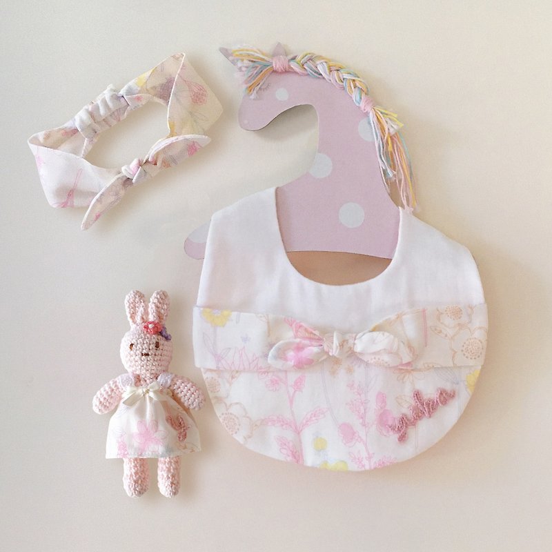 Bowknot dress bib (including headband) / name can be customized / 6 layers of yarn imported from Japan / spring flowers - Bibs - Cotton & Hemp Pink