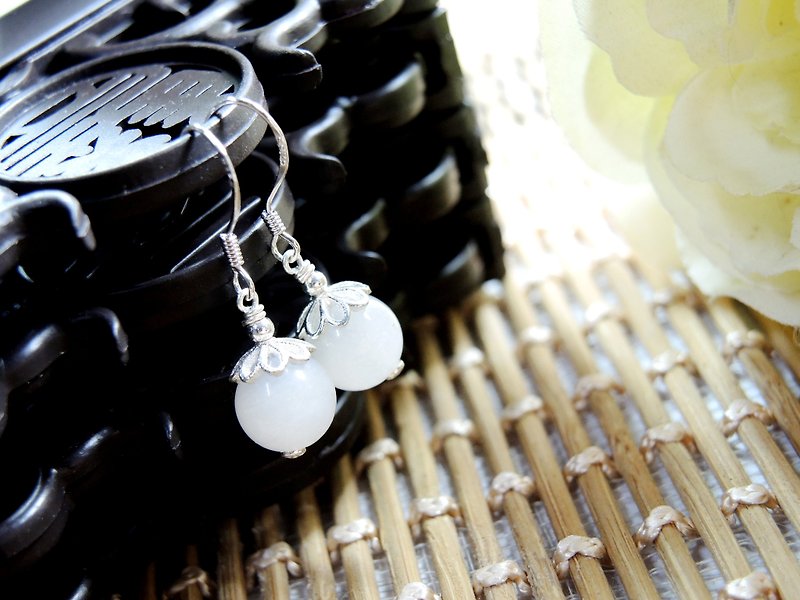 Mother's Day Gift Box Customized Gift - Flowers and Full Moon - Selected White Jade 925 Sterling Silver Flower Ear Hook Earrings - Earrings & Clip-ons - Gemstone White