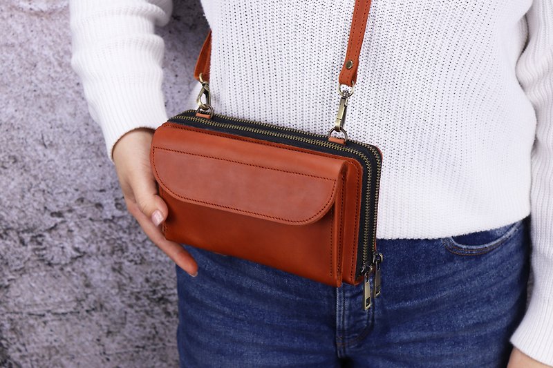 Handmade genuine leather crossbody purse bag / Leather iPhone wallet for women - 側背包/斜背包 - 真皮 咖啡色