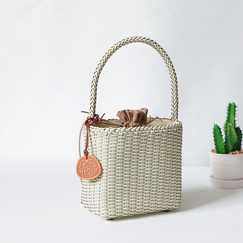 2-way genuine leather shoulder bag, hand-woven basket bag, mini bag, lightweight - กระเป๋าแมสเซนเจอร์ - หนังแท้ หลากหลายสี