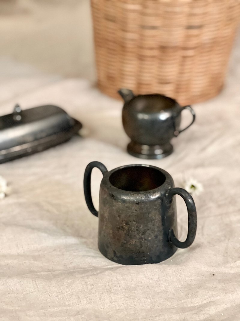 Centennial Antique British 1910s Walker & Hall Silver Utensils/Vases/Flowers - Pottery & Ceramics - Silver 