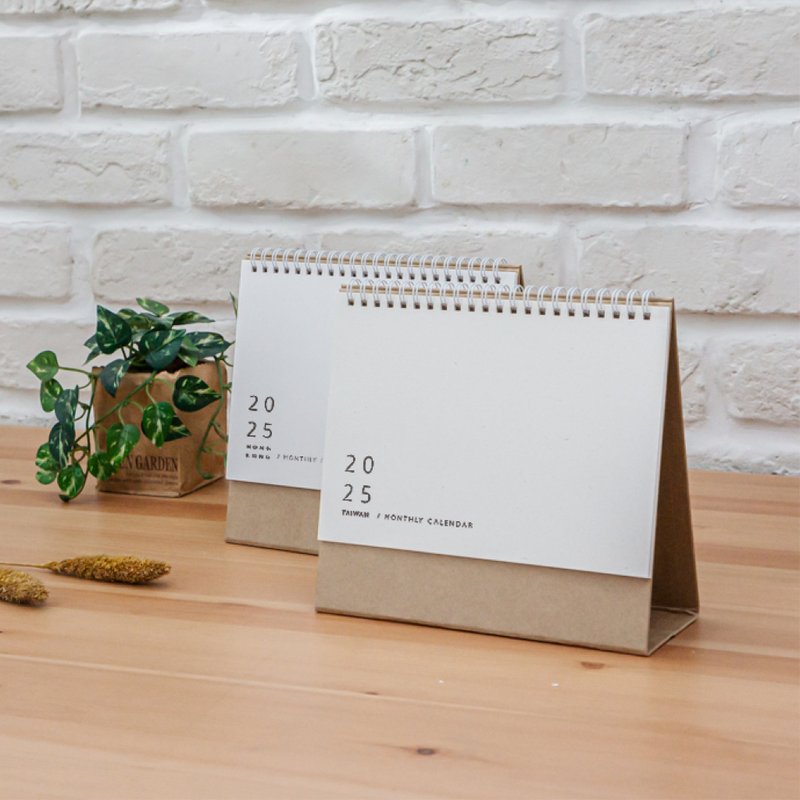 [In Stock] 2025 Simple Life Quality Desk Calendar [Taiwan Calendar/Hong Kong Calendar] - ปฏิทิน - กระดาษ ขาว