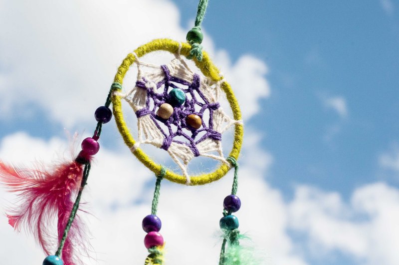 boho folk style hand-woven cotton Linen rainbow colors Dreamcatcher Charm - green and white lines Mandala (small) - ของวางตกแต่ง - ผ้าฝ้าย/ผ้าลินิน หลากหลายสี