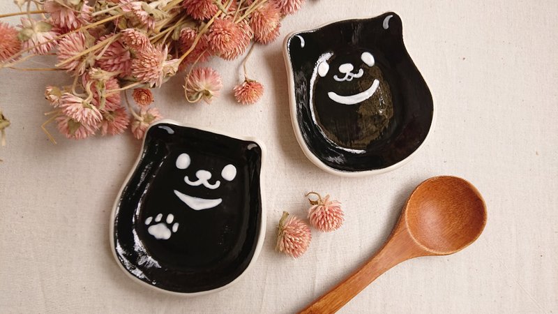 Hey! Bird Friends! Mini Egg Cat Shaped Plate-Taiwan Black Bear - จานเล็ก - เครื่องลายคราม สีดำ