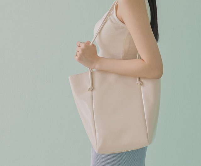 Leather Tote Bag  Apricot Clothing