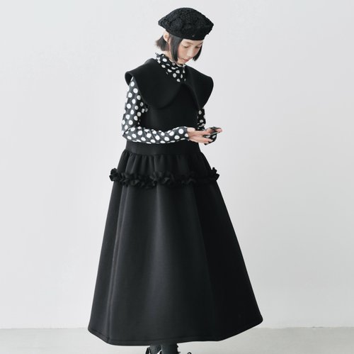 ブラックプリーツレースドールラージカラーノースリーブドレス