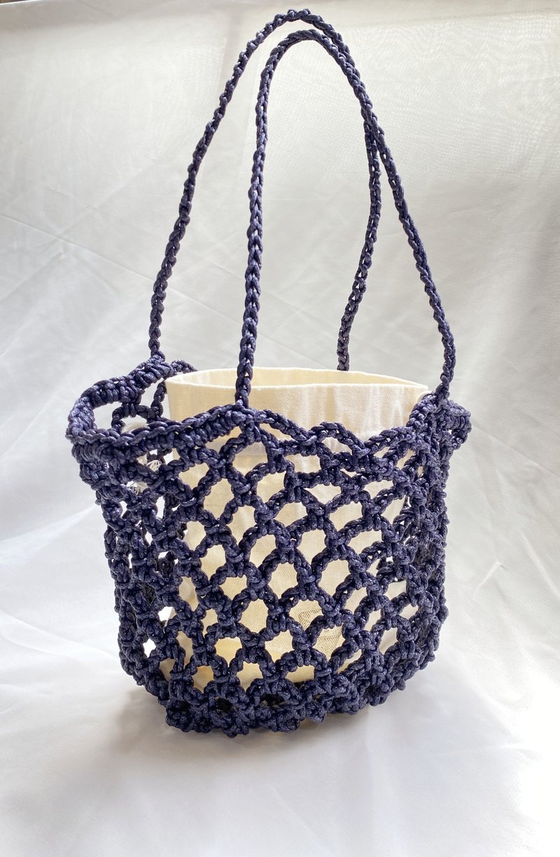 Good day handmade. Korean imitation leather line daily romantic sketch woven handbag (dark blue) - กระเป๋าแมสเซนเจอร์ - วัสดุอื่นๆ สีน้ำเงิน