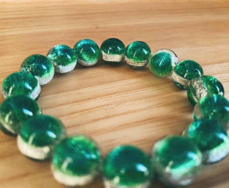 [Glass Series] 12MM Aqua Green Silver Foil Luminous Glaze Bead Bracelet - สร้อยข้อมือ - กระจกลาย สีเขียว