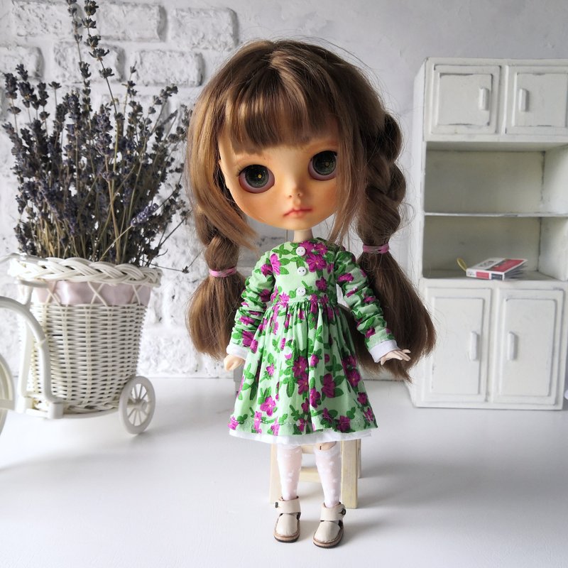 Green dress handmade. Dress Blythe doll. Clothes 1/6 doll. Outfit Blythe doll - ตุ๊กตา - ผ้าฝ้าย/ผ้าลินิน 