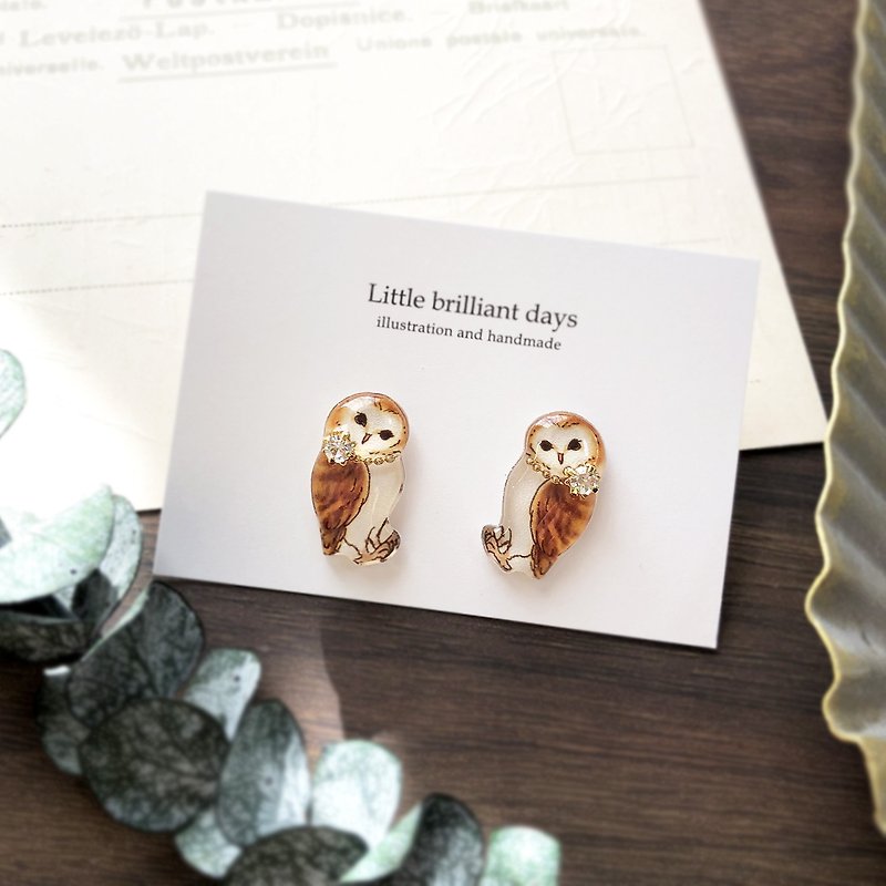 選べる３種 Owl earring　フクロウイヤリング - 耳環/耳夾 - 塑膠 咖啡色