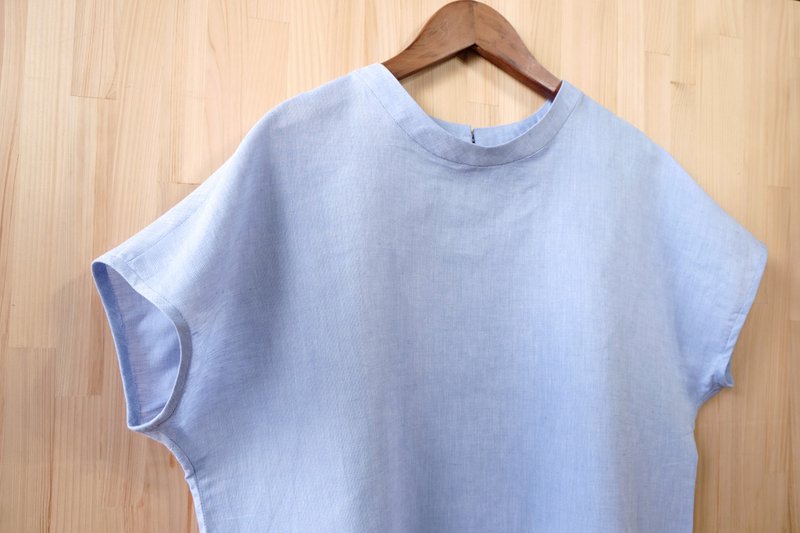 French sleeve blouse/light blue Linen - Women's Tops - Cotton & Hemp Blue