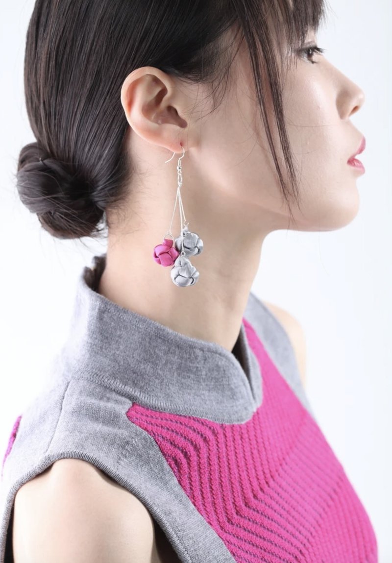 中式手製結鈕耳環 - 銀色 粉紅色 - 耳環/耳夾/耳骨夾 - 繡線 