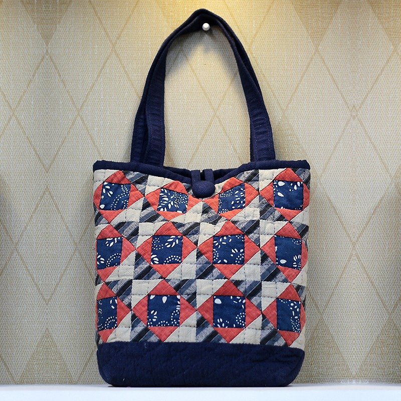 紺色藍染日式幾何花紋肩背袋 ❖ 獨家手工縫製包 ❖ - 側背包/斜孭袋 - 棉．麻 藍色