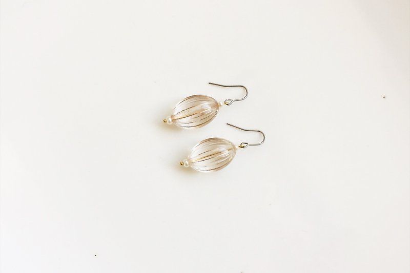 透明之戀 珍珠古董珠造型耳環 - 耳環/耳夾 - 其他金屬 白色