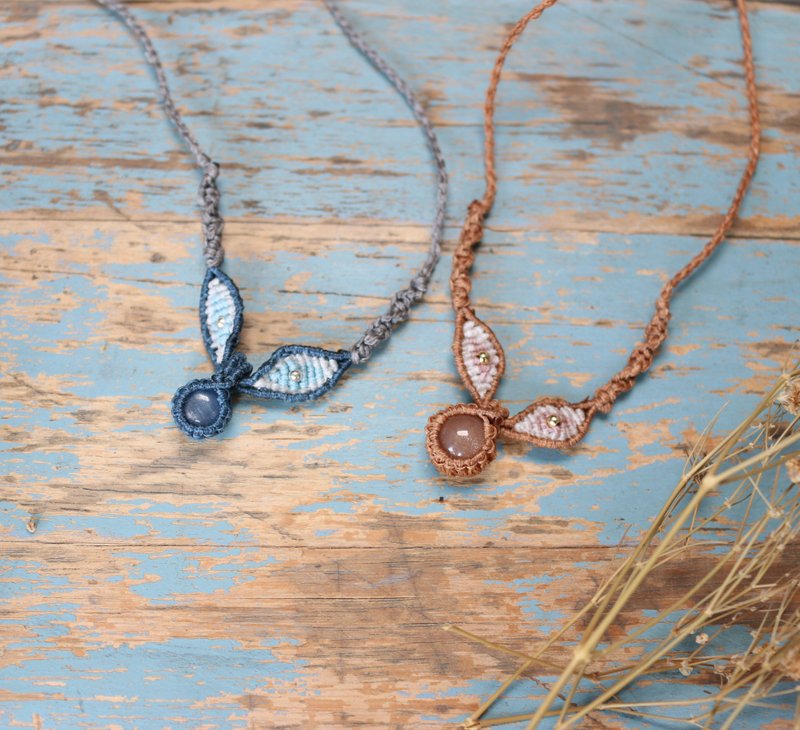 Devil's Eye Totem Folk Style Stone Orange Moonlight Paraffin Thread Necklace - Necklaces - Crystal Blue