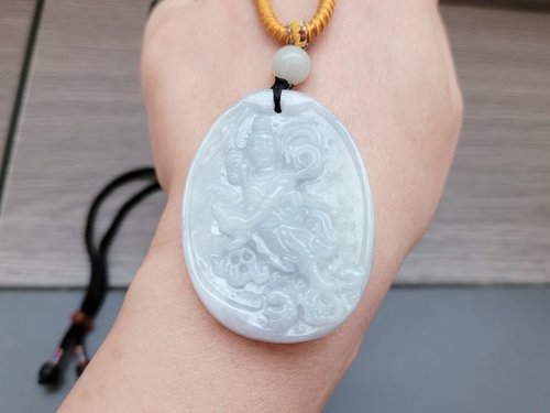 螺絲帽帽工作室 【親翠】天然翡翠 冰微帶底色厚實三太子調整式繩鏈 佛系