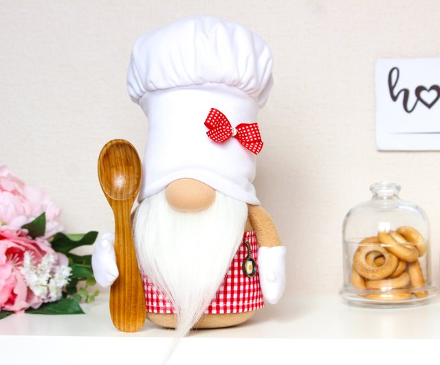 Chef Gnome with wooden spoon / Kitchen decor / Idea gift for mom - Shop  DollsandGnomes Aprons - Pinkoi