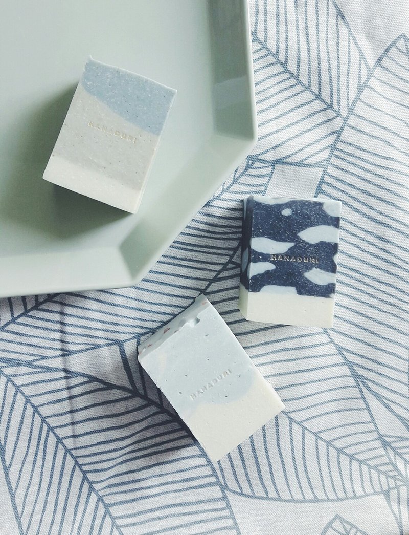 KOREA / Organic Aroma Sea Salt Soaps - by HANADURI - 肥皂/手工皂 - 其他材質 黑色