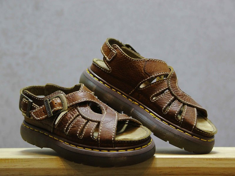 Tsubasa.Y Vintage House Brown 004 Ring Basket Empty Martin Sandals, Dr. Martens England - Men's Casual Shoes - Genuine Leather 