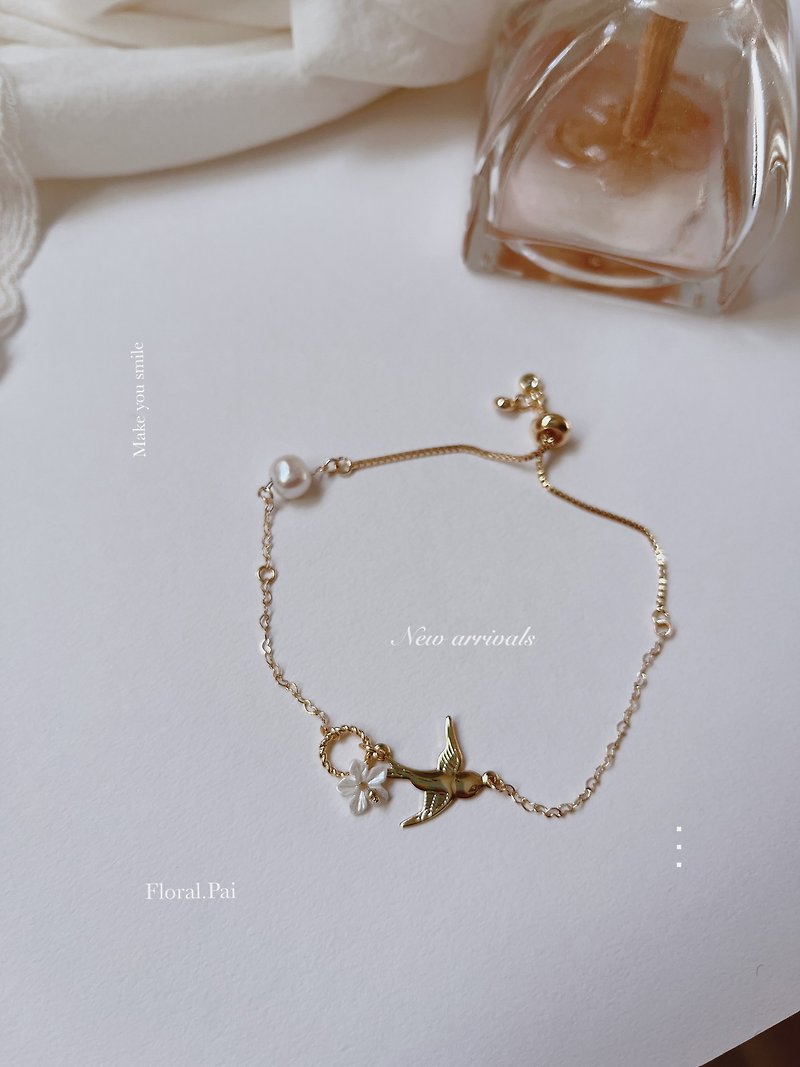 Handmade/Happy Flower and Swallow Bracelet - Bracelets - Other Metals 