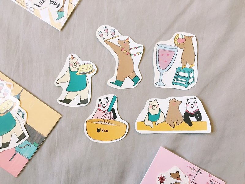 Raccoon/Friend You Friendly Party - 2017 Good Hand Matte Sticker Pack 5 In - Stickers - Paper 