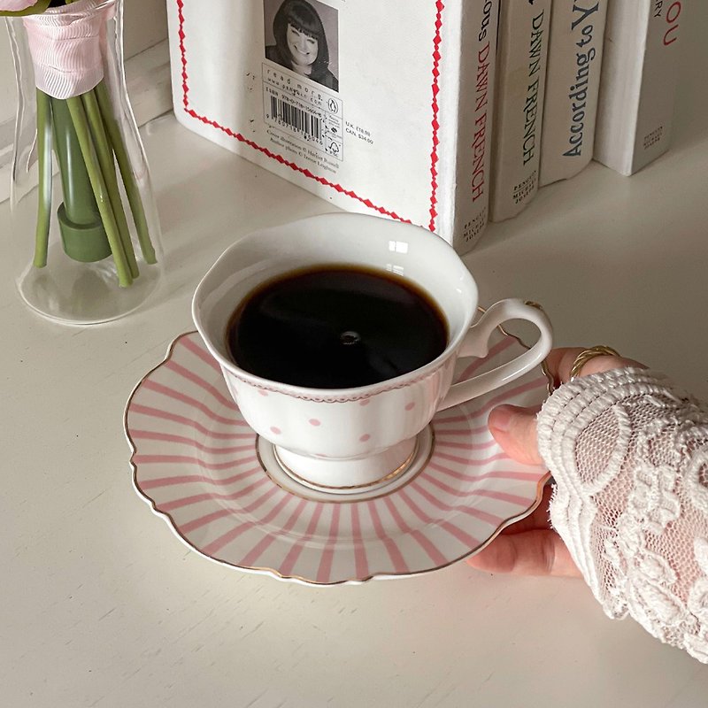 ceramic coffee tea polka dot cup and saucer pink - 茶具/茶杯 - 陶 粉紅色