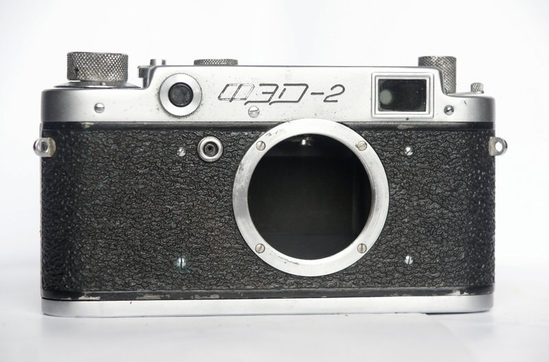FED-2 rangefinder film camera 35 mm M39 mount USSR body Type B early - 相機/拍立得/底片相機 - 其他金屬 銀色