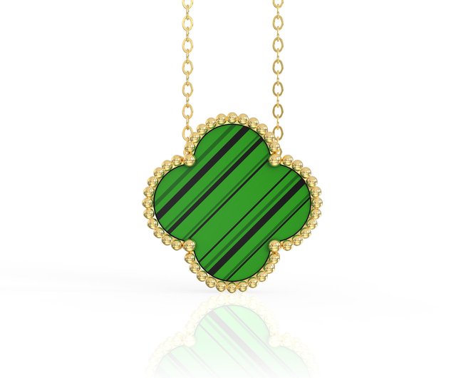 Selling Van Cleef & Arpels Four-leaf Clover 18K gold & Green lucky necklace