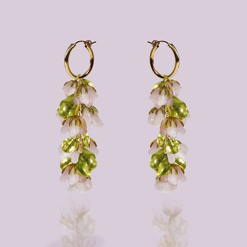CHICHING DESIGN 琺瑯珠寶飾品 好一朵美麗的茉莉花耳環 粒粒朵朵Ava Ollie系列 琺瑯耳環
