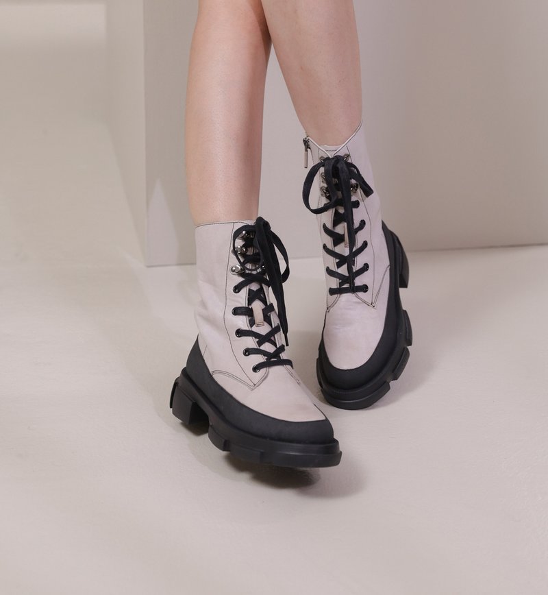 Workwear-strap thick-soled military boots-white - รองเท้าบูทสั้นผู้หญิง - หนังแท้ ขาว