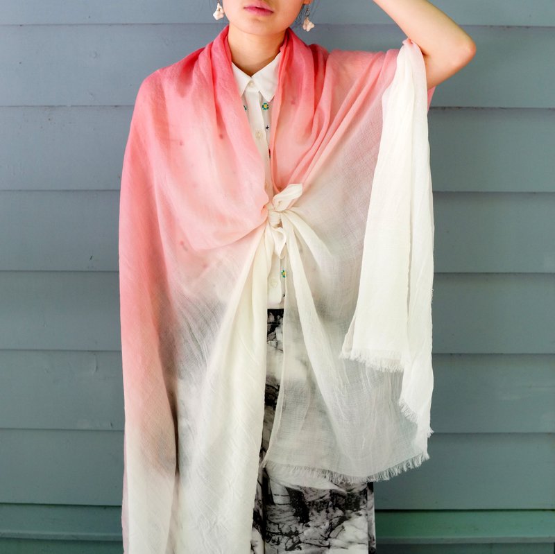 Plant-dyed cashmere cashmere scarf-Yoshino Sakura - Knit Scarves & Wraps - Wool Pink