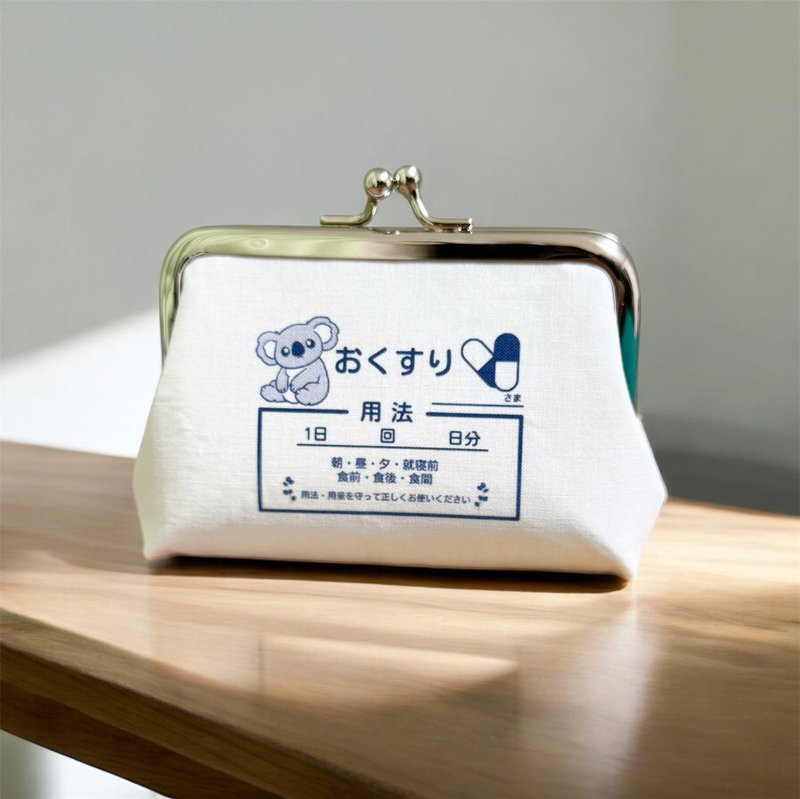 【Made-to-order】koala coin purse compact card size clinic - Knitting, Embroidery, Felted Wool & Sewing - Other Metals White