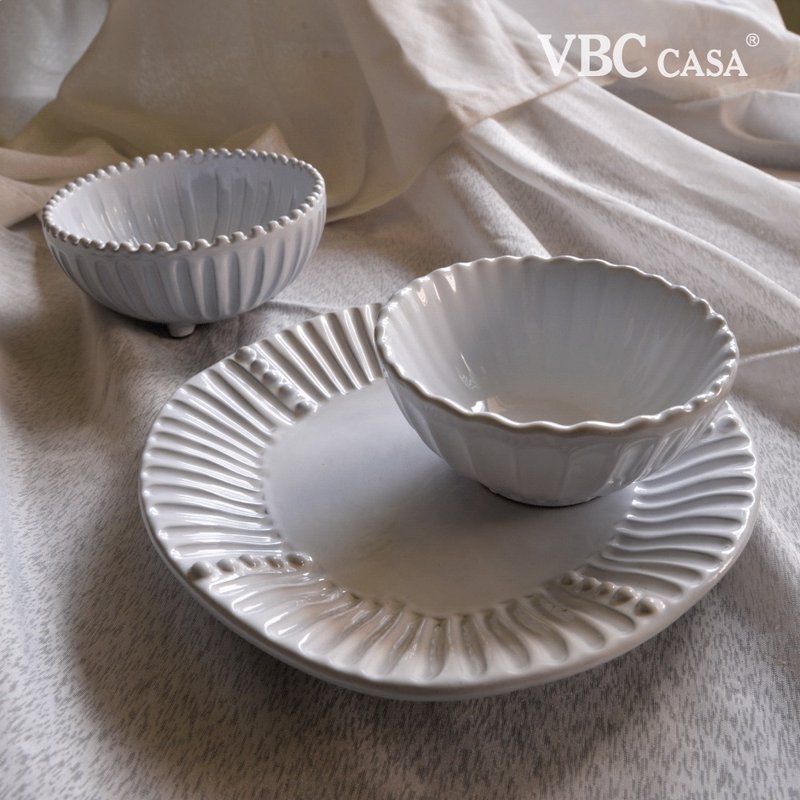 【優惠套組】義大利VBC casa純白條紋系列3件禮盒組(2碗1盤) - 盤子/餐盤/盤架 - 陶 白色