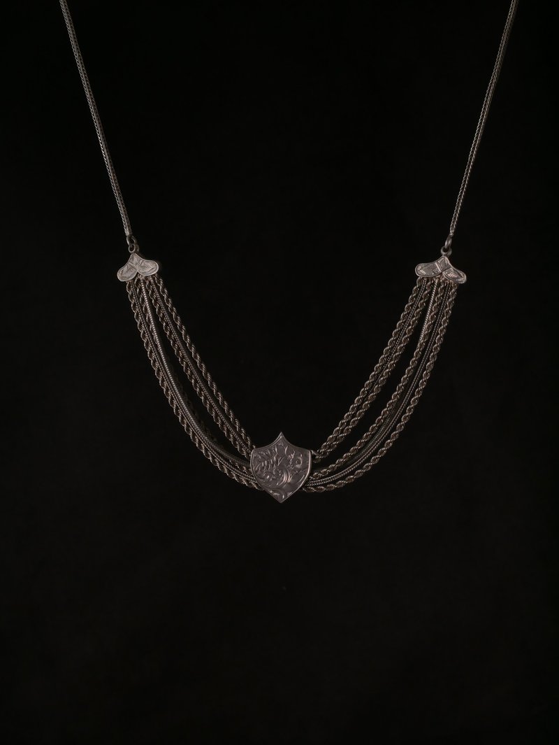 1890s British late Victorian era sterling silver shield festoon necklace - สร้อยคอ - เงินแท้ สีเงิน