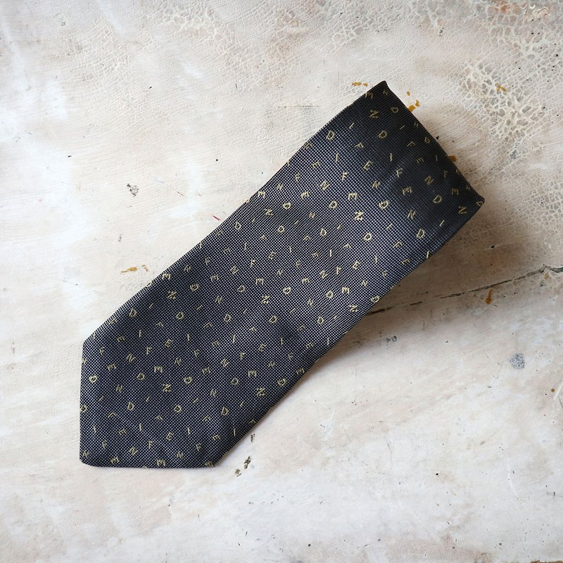 Pumpkin Vintage. Ancient vintage Fendi senior tie - เนคไท/ที่หนีบเนคไท - ผ้าไหม 