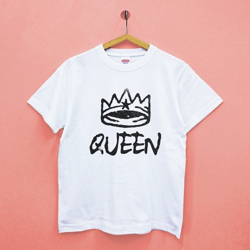 【Customized Gift】Queen Cotton Soft Unisex T-Shirt - เสื้อฮู้ด - ผ้าฝ้าย/ผ้าลินิน 