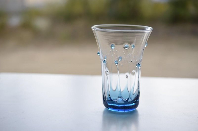 雫のグラス（ｽｶｲﾌﾞﾙｰ） - 急須・ティーカップ - ガラス 