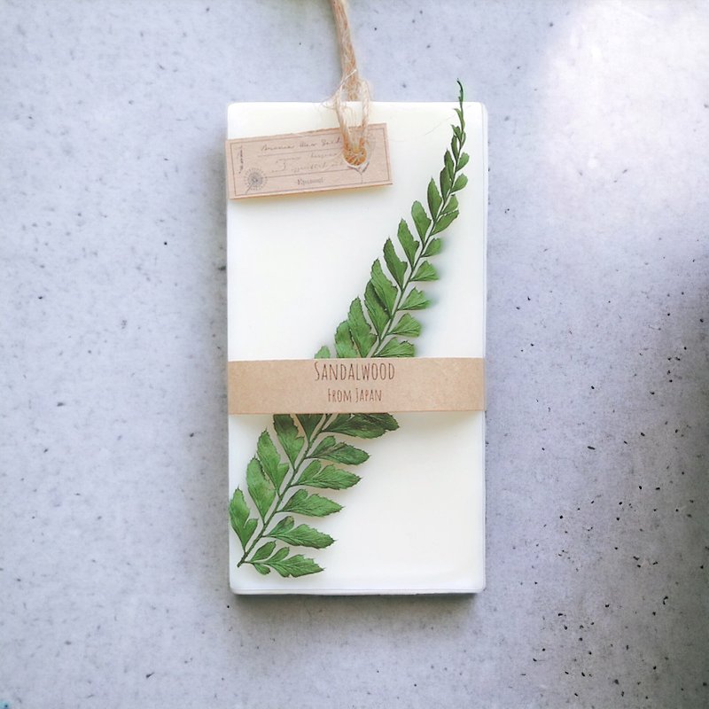 Aroma wax sachet - leaf Leaf sachet Leaf design Unisex design for men - Fragrances - Wax White