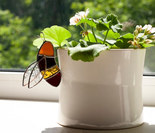 蜂の置物。ステンドグラスの植木鉢の装飾 - ショップ