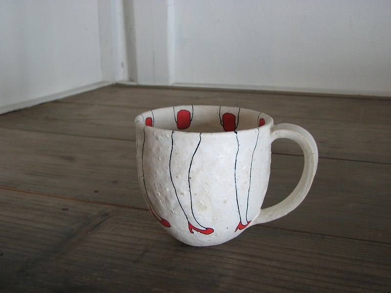 Red series cafe au lait cup - แก้วมัค/แก้วกาแฟ - ดินเผา ขาว
