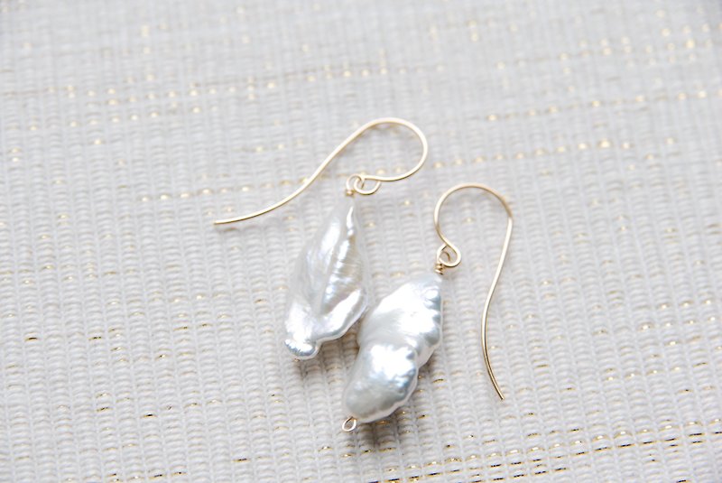 Irritated pearl earrings 14 kgf - Earrings & Clip-ons - Gemstone White