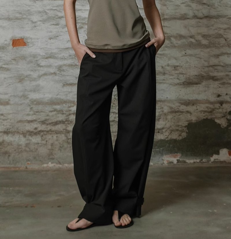 Retro youthful high-waisted cocoon-shaped sickle pants with drapey banana pants - กางเกงขายาว - วัสดุอื่นๆ สีดำ