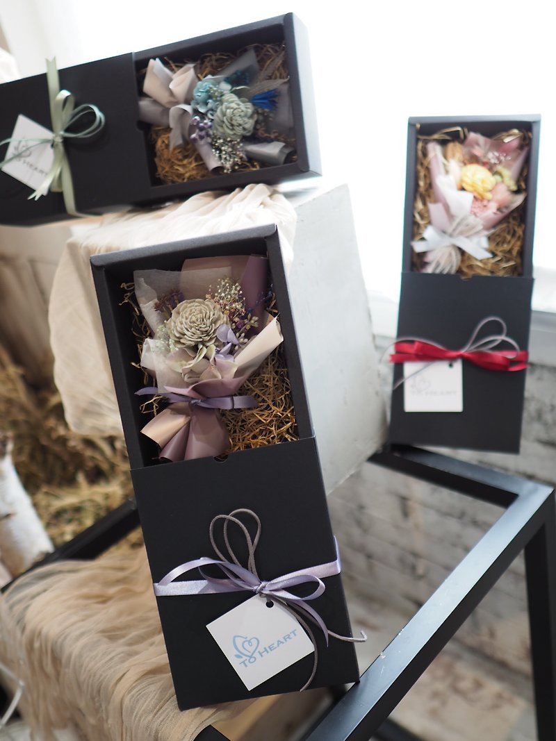 迷你花束禮盒 - 生日禮物 情人節禮物 居家裝飾 乾燥花 - 乾花/永生花 - 植物．花 多色