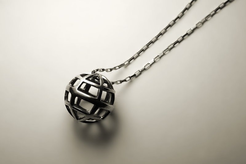 Hollow structure three-dimensional ball necklace - Necklaces - Other Metals Silver