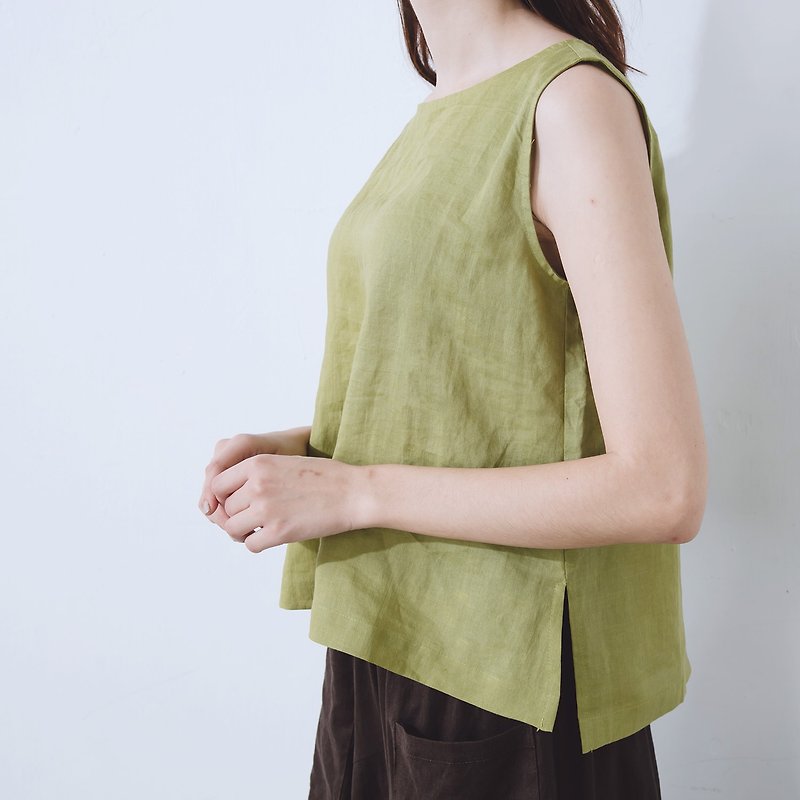 Signature sleeveless blouse -Olive - Women's Vests - Cotton & Hemp Green