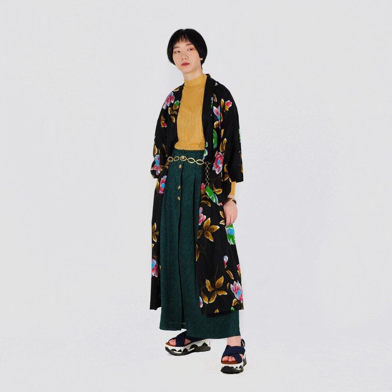 【蛋植物古着】黑夜花景印花古著和服浴衣 - 女大衣/外套 - 棉．麻 黑色