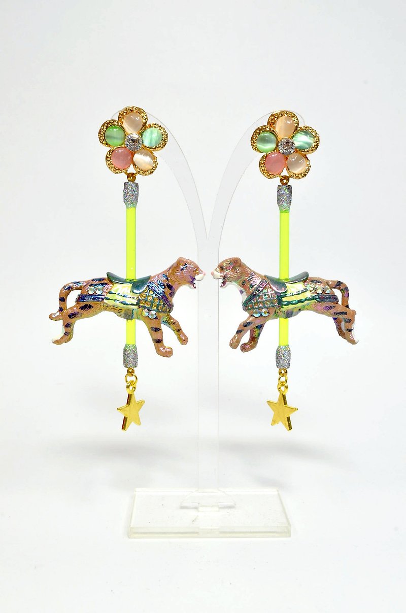 TIMBEE LO Carousel Leopard Earrings - Earrings & Clip-ons - Plastic Multicolor