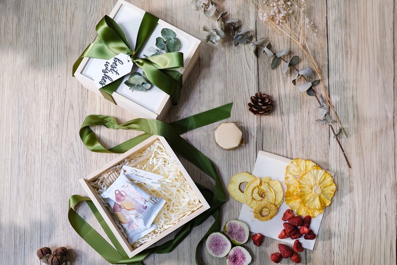 [Grape Fruit] Forest Dried Fruit Gift Box-Green - Dried Fruits - Other Materials White