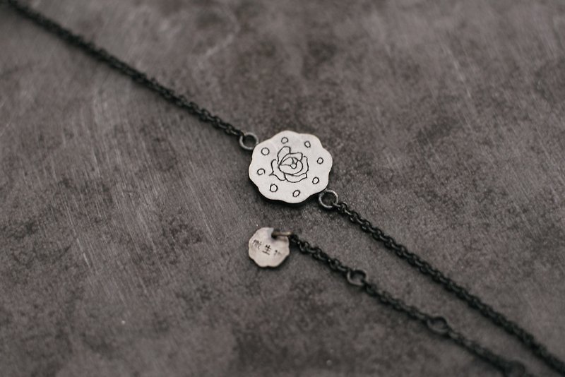 Rose halo bracelet - Bracelets - Other Metals 