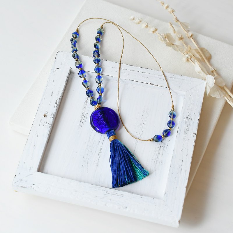 Glass tassel necklace / Italian blue - สร้อยคอยาว - แก้ว สีน้ำเงิน